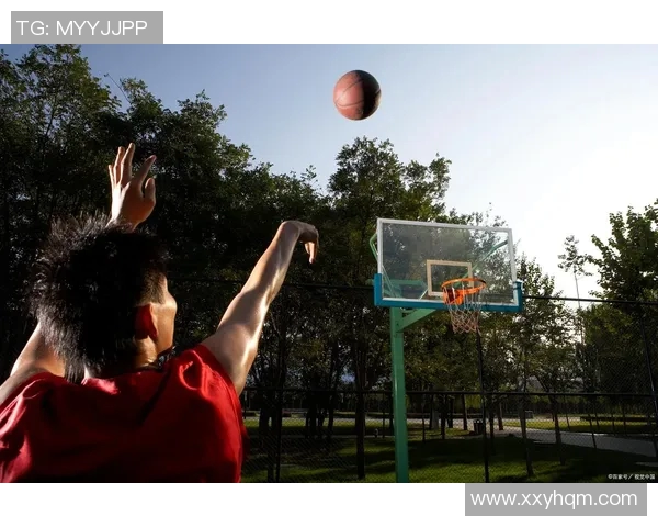 姚明精准投篮技巧揭秘如何在篮球场上实现完美投篮的秘诀 姚明精准投篮技巧揭秘如何在篮球场上实现完美投篮的秘诀