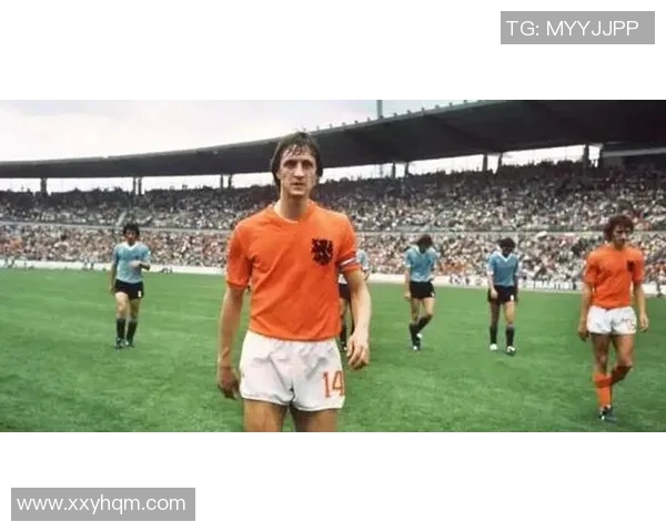 足球明星帆布画高清图片展示让你感受运动魅力与艺术之美的完美结合