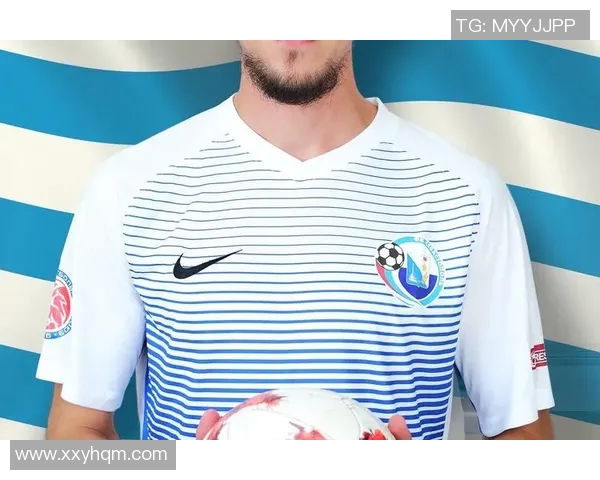 足球明星睡衣风格女孩时尚搭配分享让你也能拥有明星气质