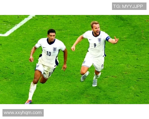 足球明星全身照展现运动魅力与风采的精彩瞬间