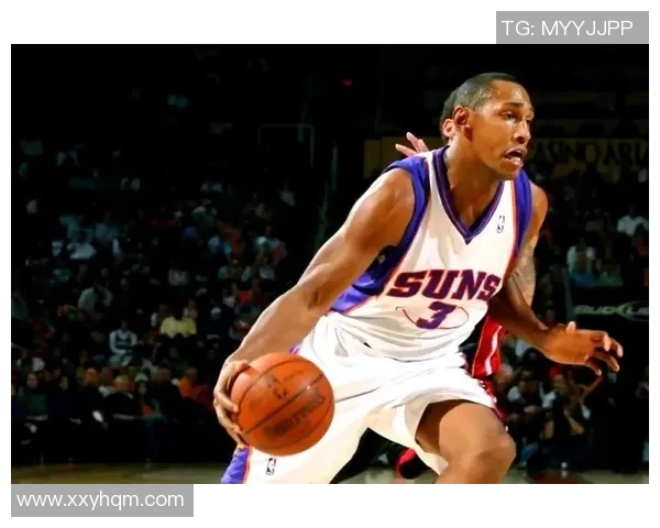 美国篮球明星在赛场上展现非凡技艺与激情的篮球之旅